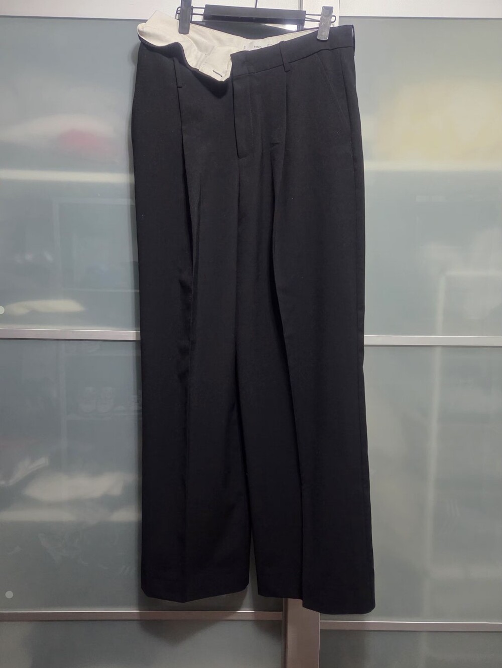 NWOT MNG (MANGO) BLACK DRESS PANTS Sz 8